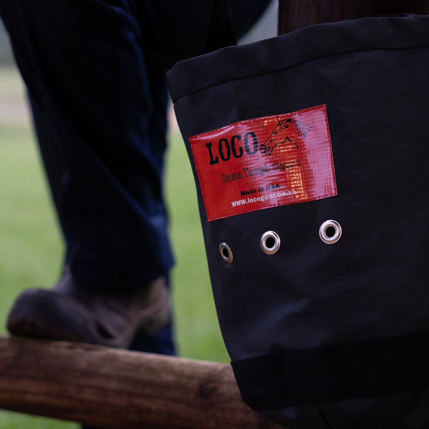 Feed bag