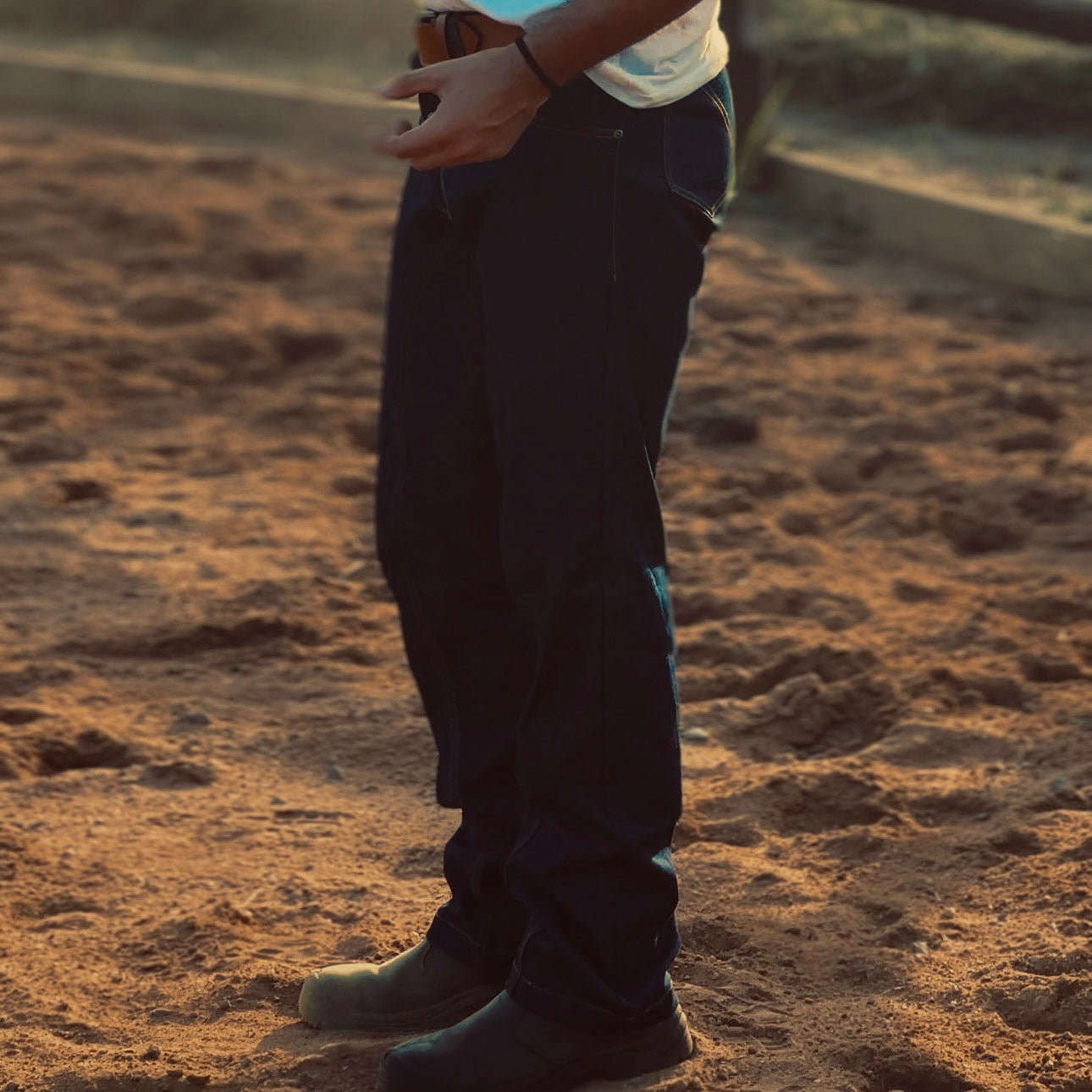 Men's rugged outbacks
