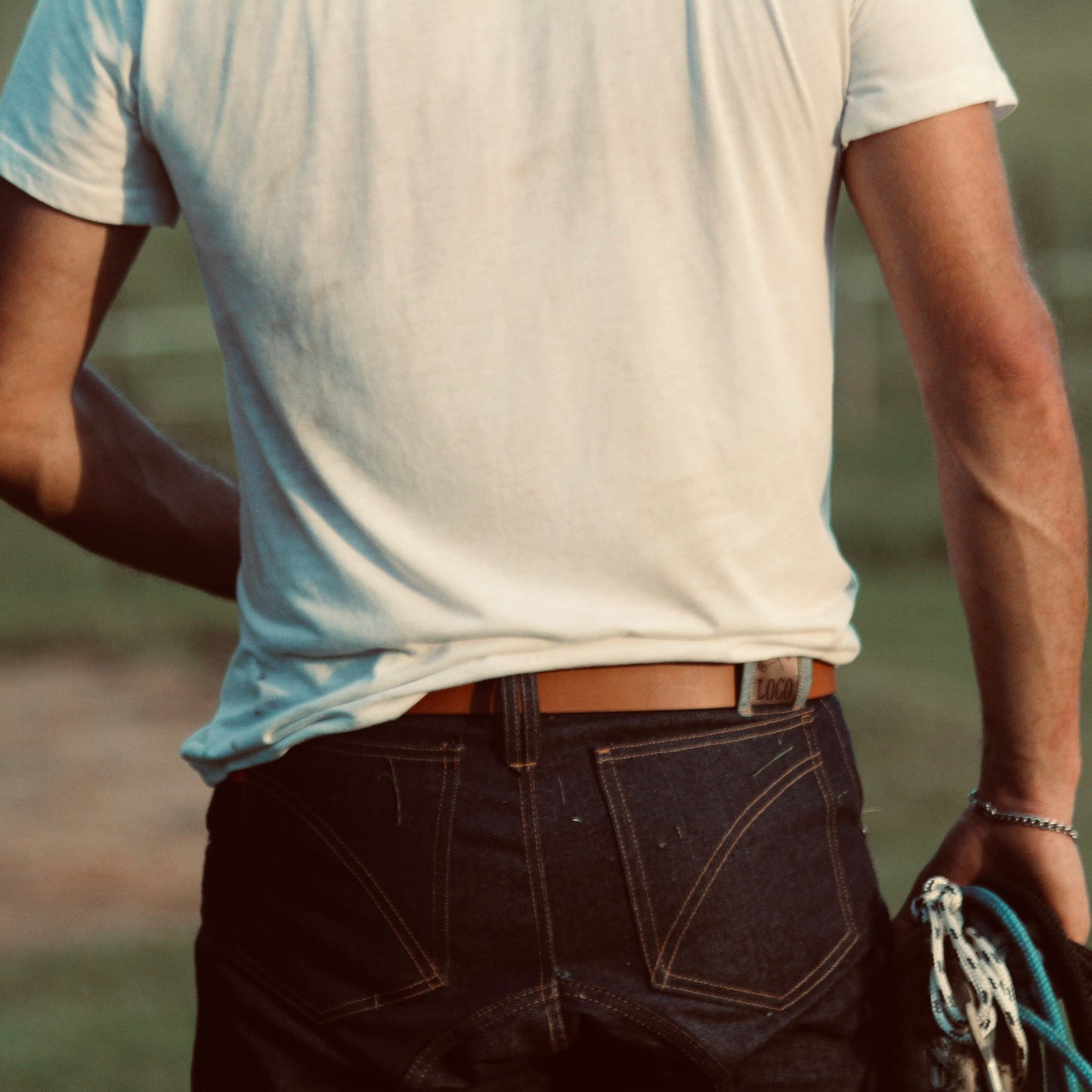 Men's rugged outbacks