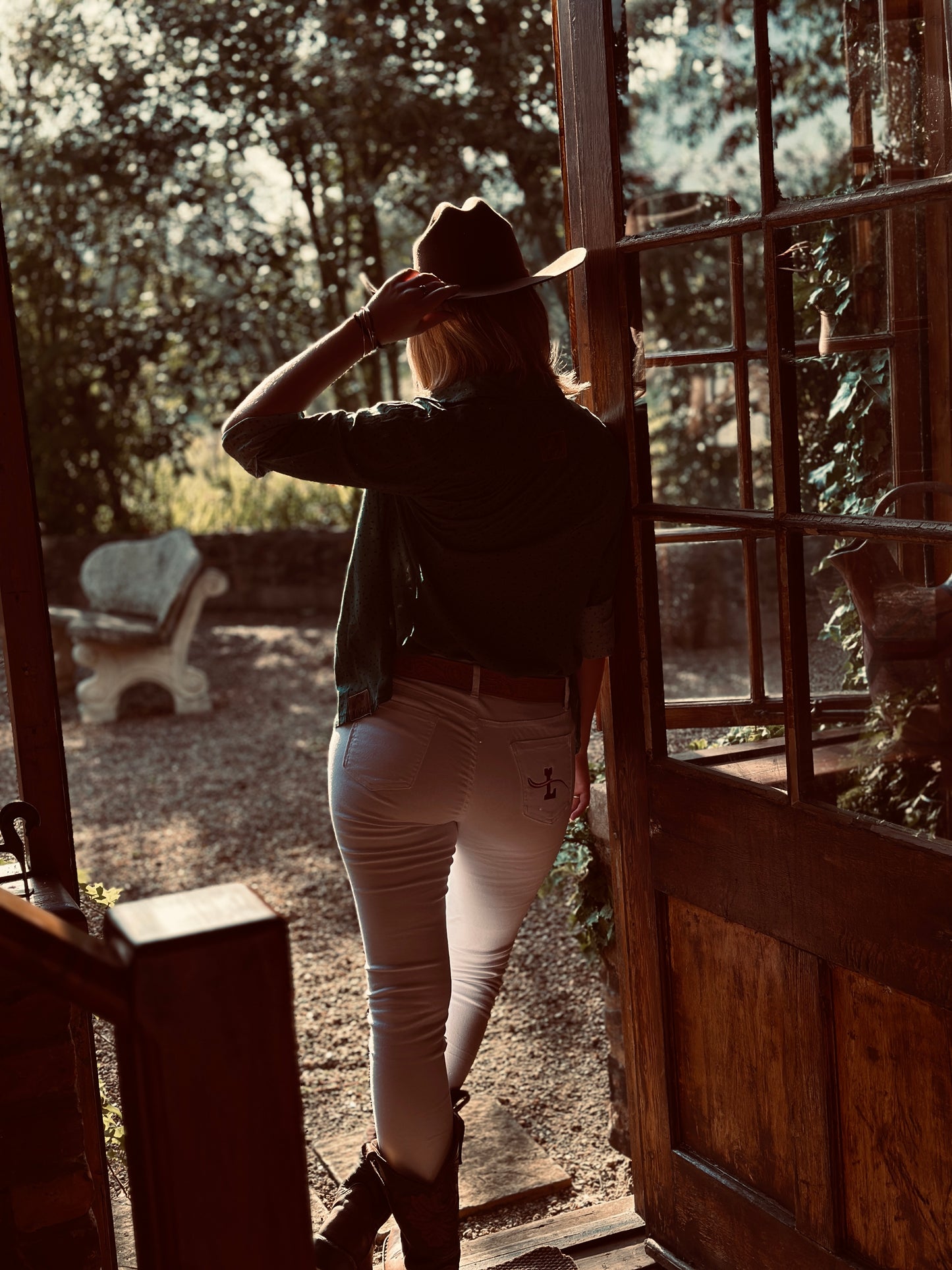 Ladies straight leg